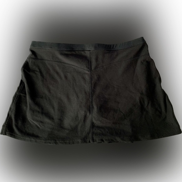 Nike Dri-Fit Tennis Skirt XL in black - Picture 2 of 3